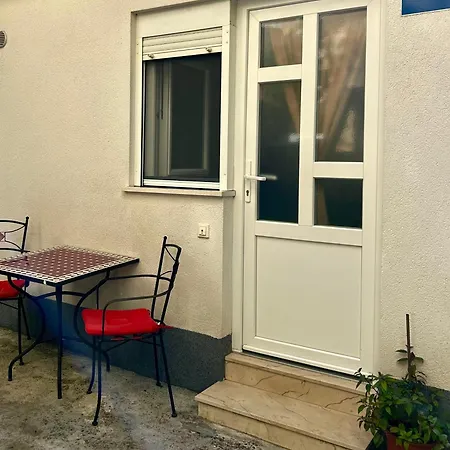 Dinka Lägenhet Trogir